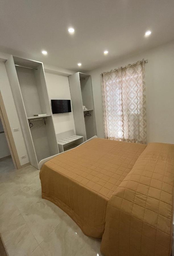 La Ginestra Hotel Giardini Naxos Eksteriør billede