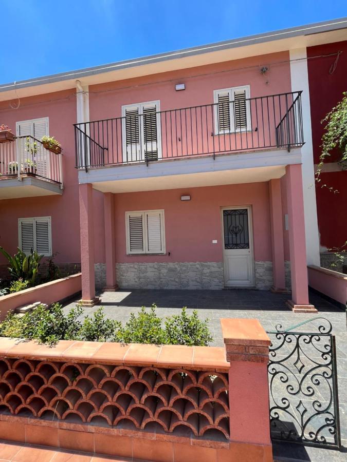 La Ginestra Hotel Giardini Naxos Eksteriør billede