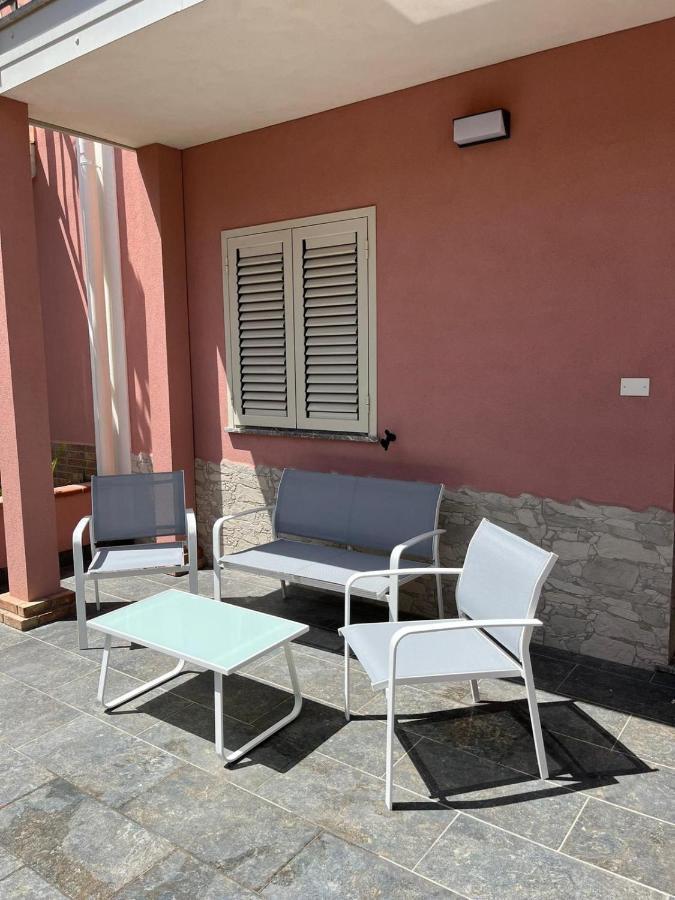 La Ginestra Hotel Giardini Naxos Eksteriør billede