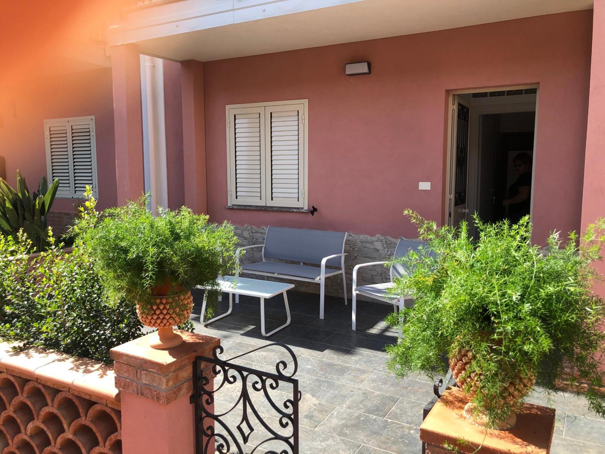 La Ginestra Hotel Giardini Naxos Eksteriør billede